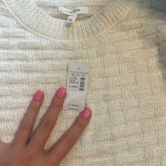 sweater - Picture 2 of 3